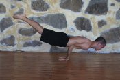 mayurasana17_1 mayurasana17_1